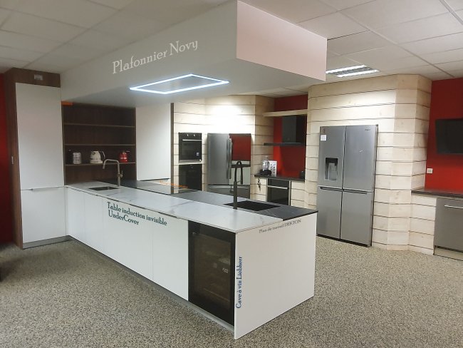 Novy undercover au showroom JLM Diffusion