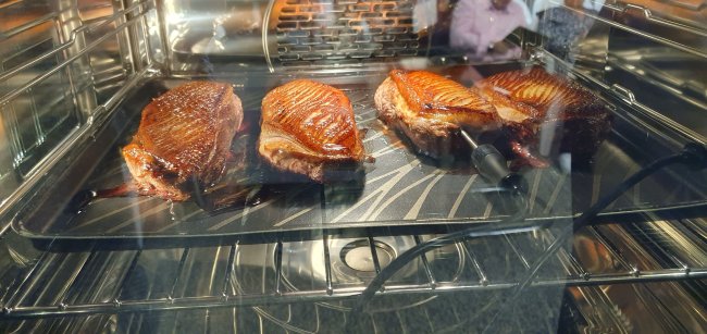 Canard à la sonde four combiné vapeur V-Zug