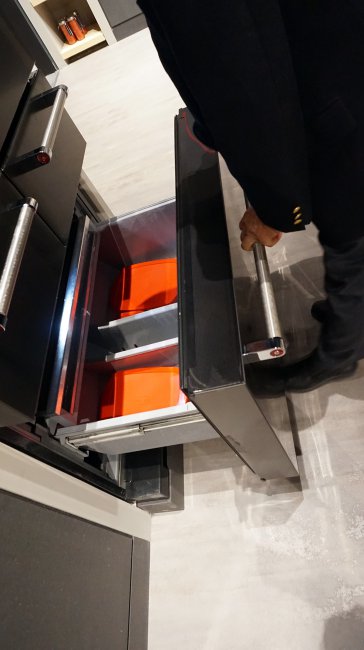 tiroir-du-congelateur-refrigerateur-americain-kitchenaid-black-steel-2016.jpg
