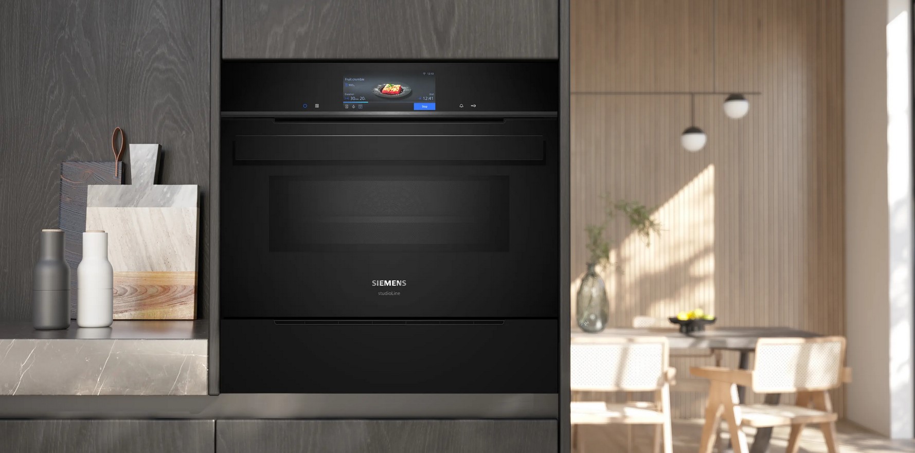 tiroir vapeur Siemens BD911C1B0 placé sous un four