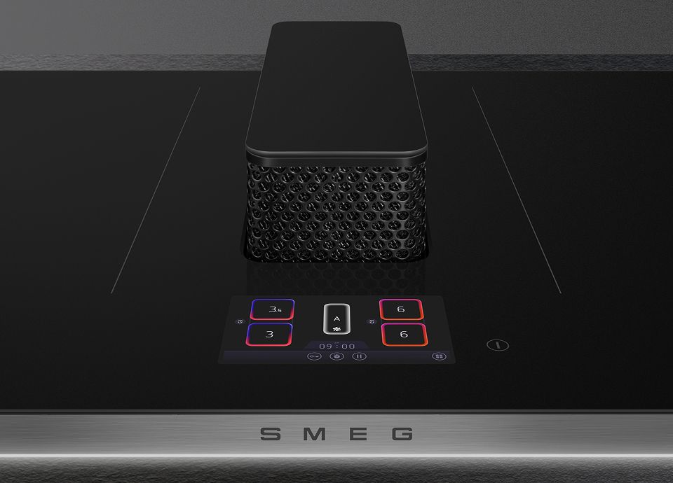 Table aspirante smeg isola HHSL7845X gros plan tour