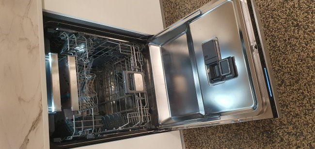 lave-vaisselle Vzug Adora 6000